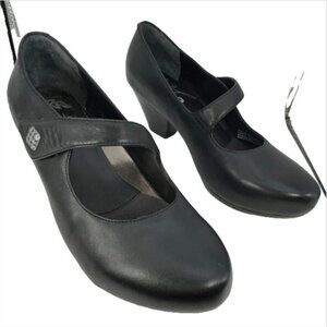 Dansko ladies Betty Leather Mary Jane Pumps 40 black heels 10-10.5 witch core
